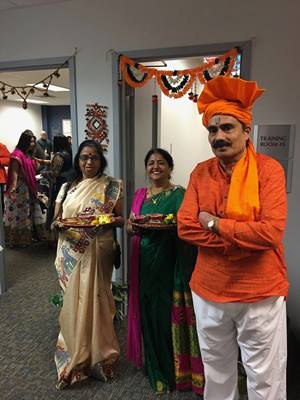 Dhoop_2trays 1turban_300x400.jpg